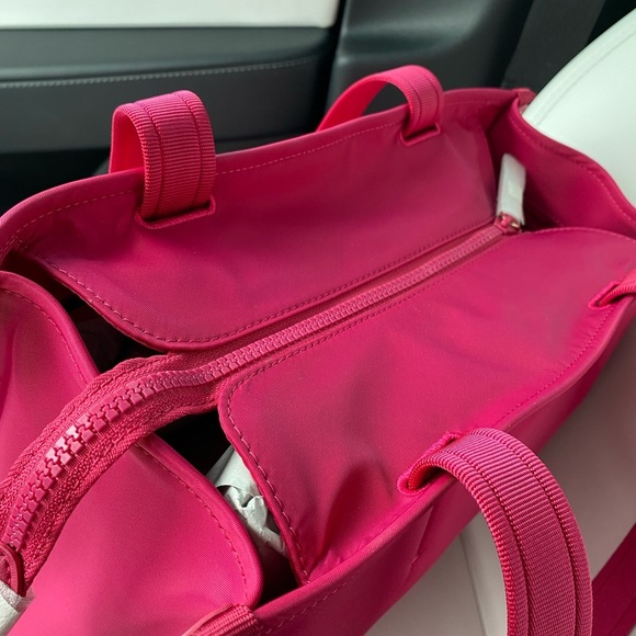 **Lonah** Kate Spade Vermilion the little better sam nylon medium tote - Picture 8 of 16